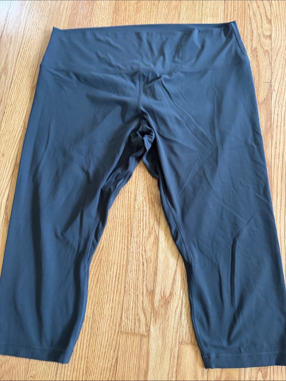 Lululemon cropped leggings